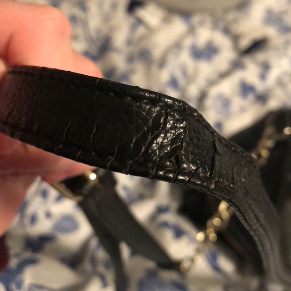 Guess purse - Picture 5 of 5